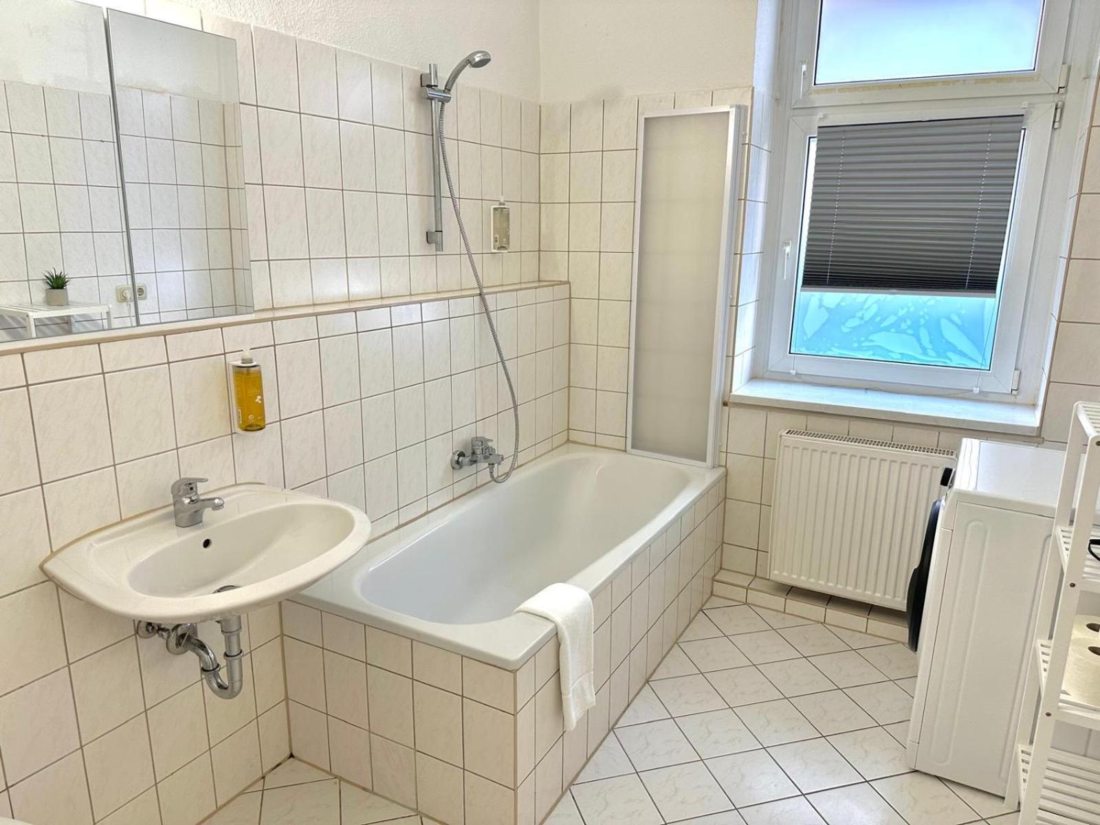 Raha Apartments - Grosses 3 Z-Apartment - Erdgeschoss - Domplatz - Vollausstattung Erfurt Exterior photo